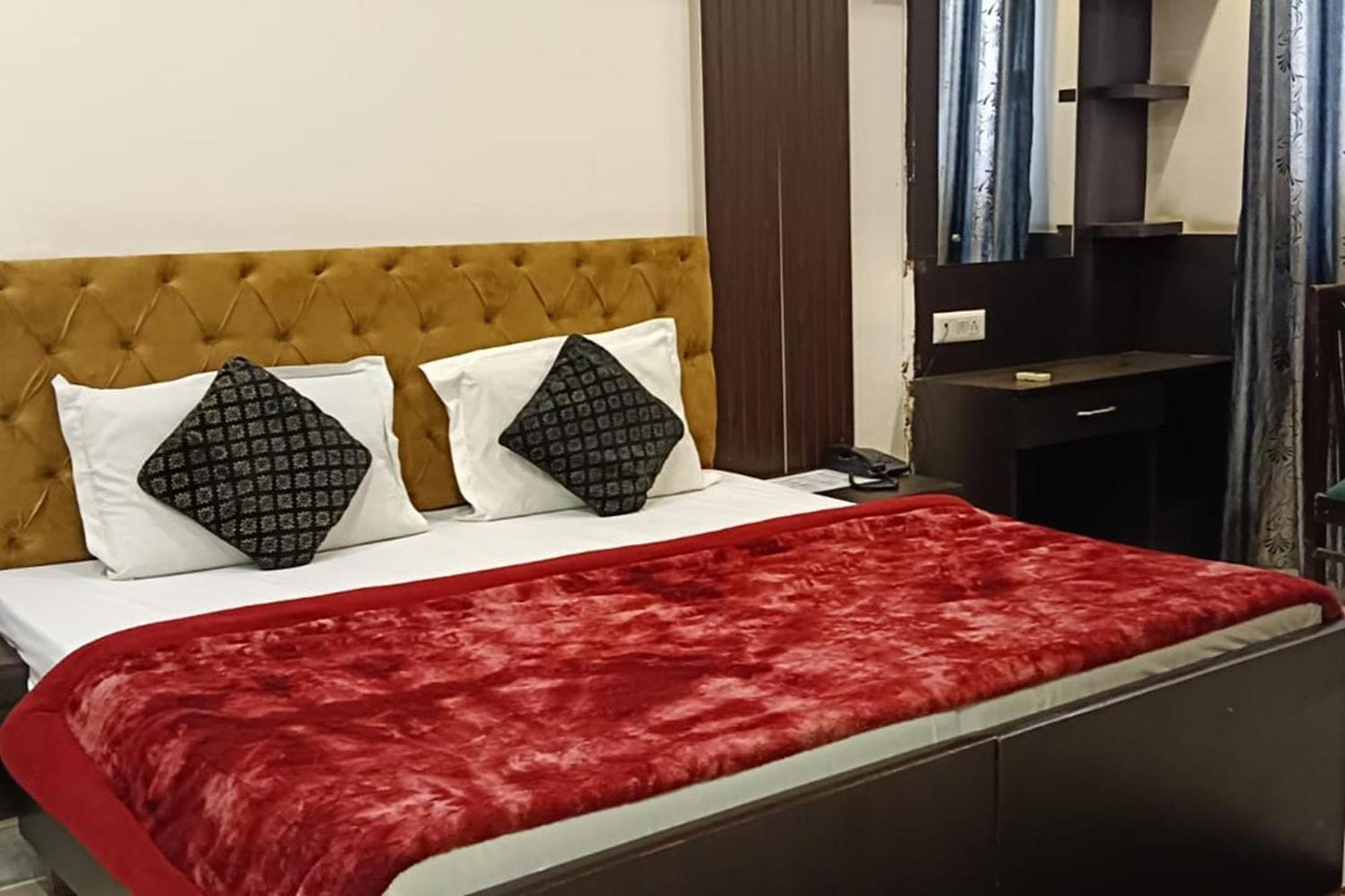 Hotel Shree Kanta 구르가온 외부 사진