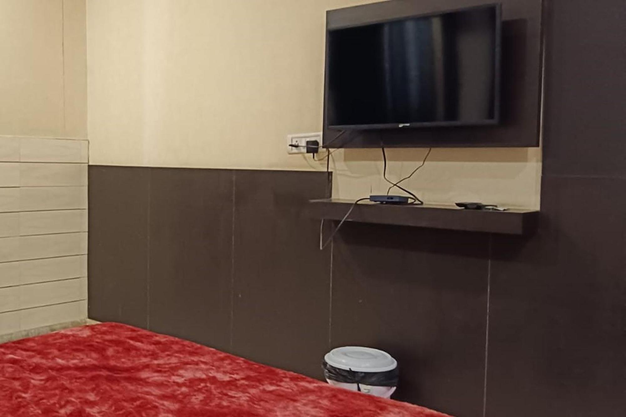 Hotel Shree Kanta 구르가온 외부 사진