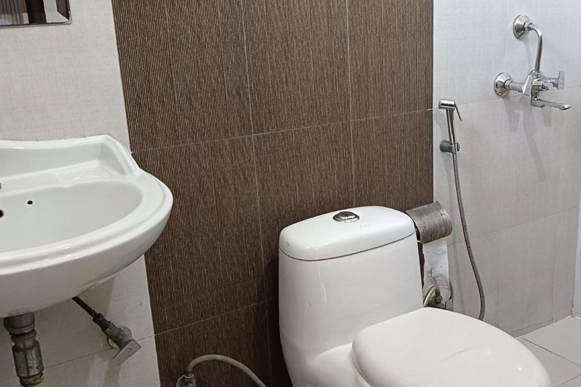 Hotel Shree Kanta 구르가온 외부 사진