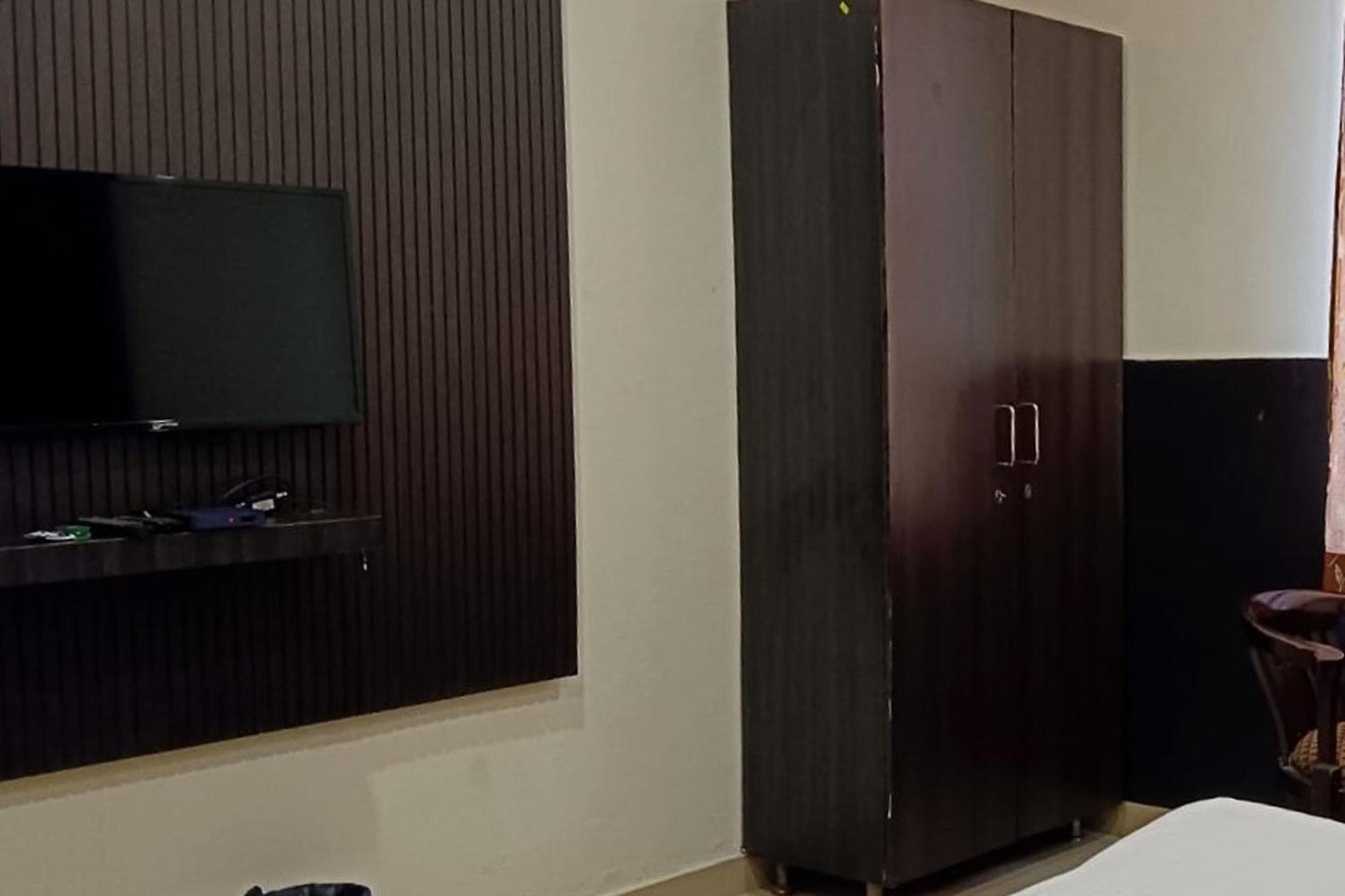 Hotel Shree Kanta 구르가온 외부 사진