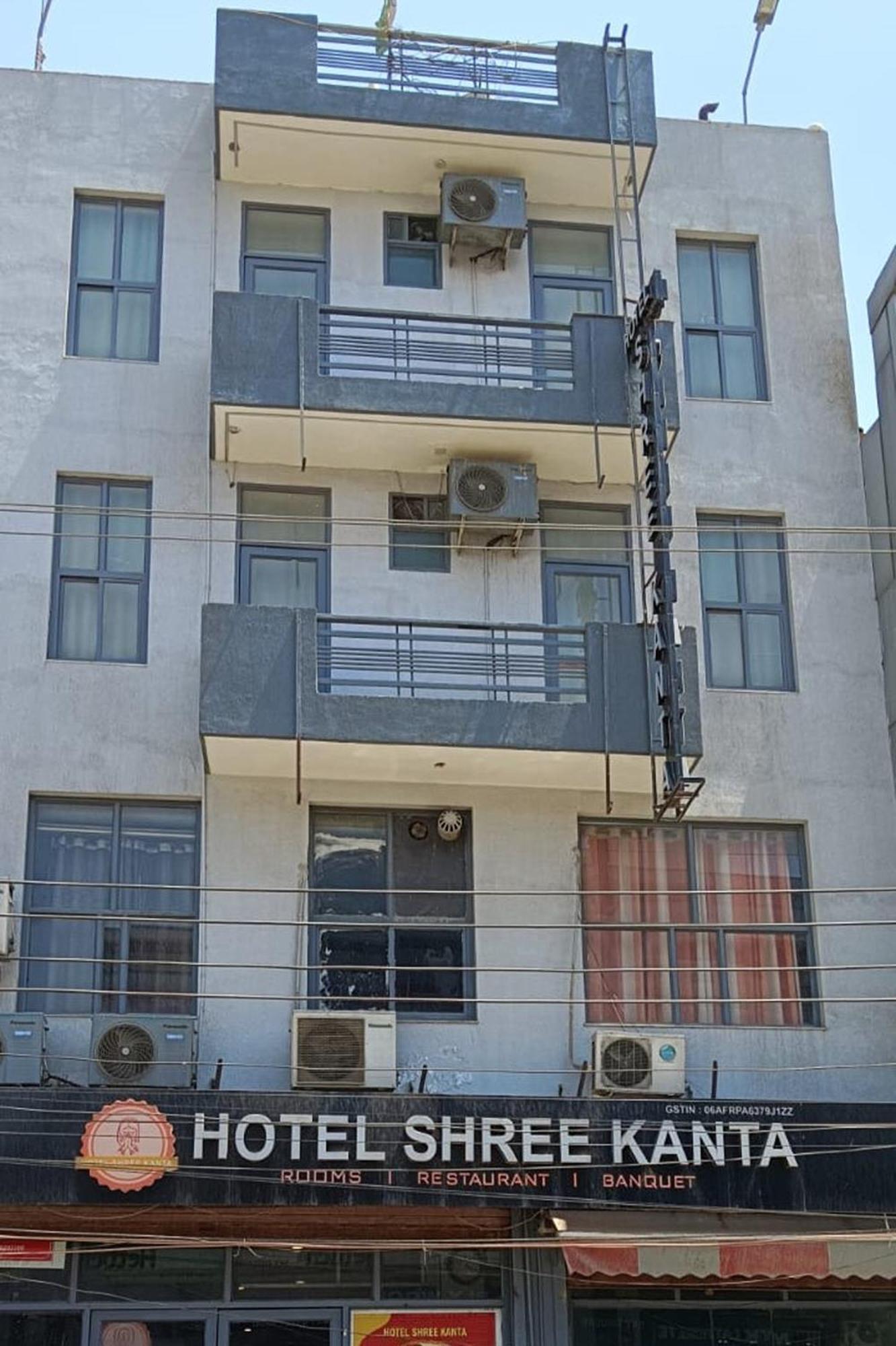 Hotel Shree Kanta 구르가온 외부 사진